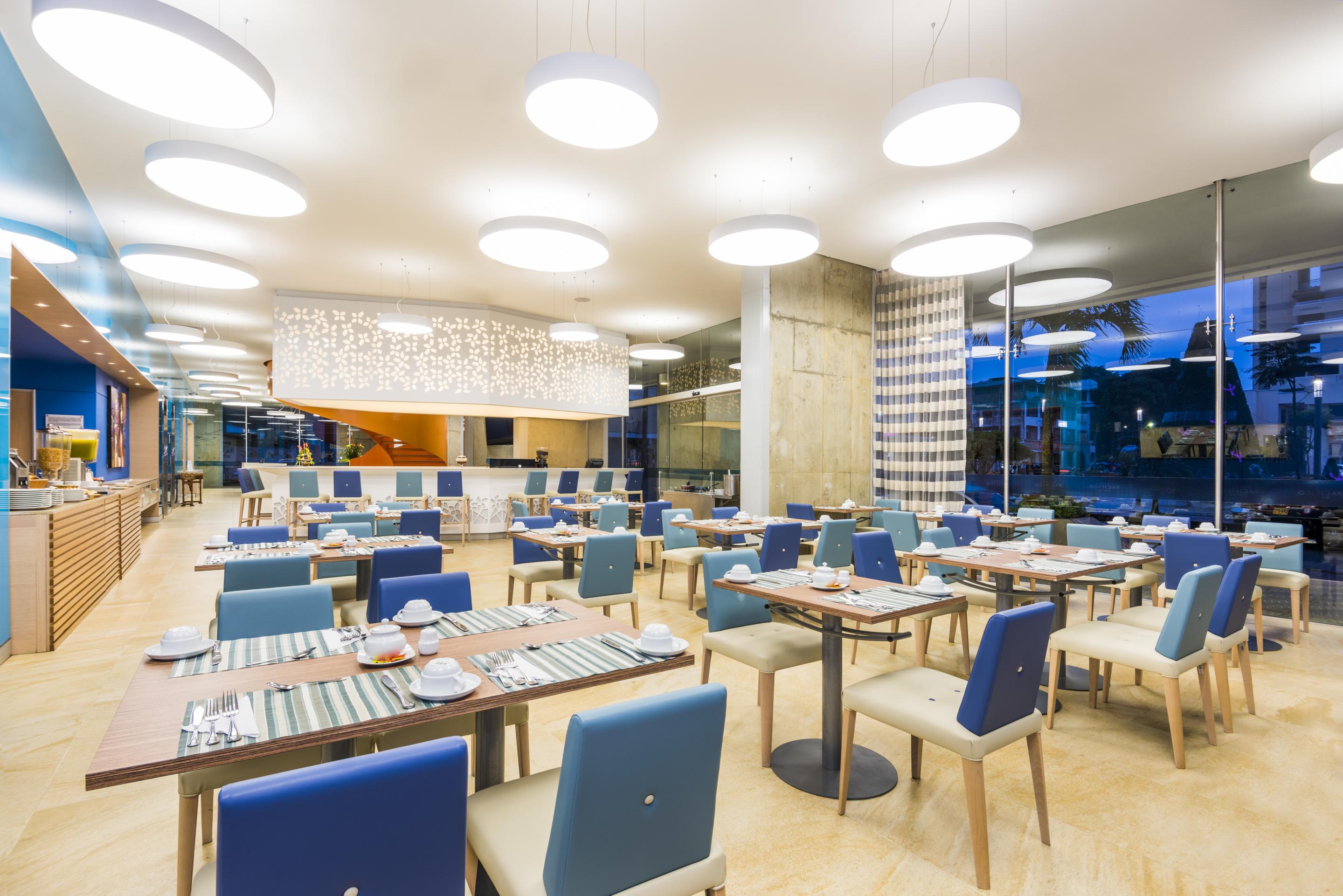 Cosmos Pacifico Hotel บูเอนาเวนตูรา ภายนอก รูปภาพ